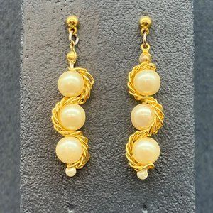 Dangle Pierced Earrings Triple Pearl Cream Gold Chain Classic Retro Soft Girl